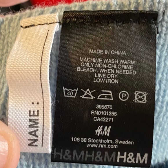 H&M Kids Striped Junior Grand Prix Scarf - Picture 6 of 6